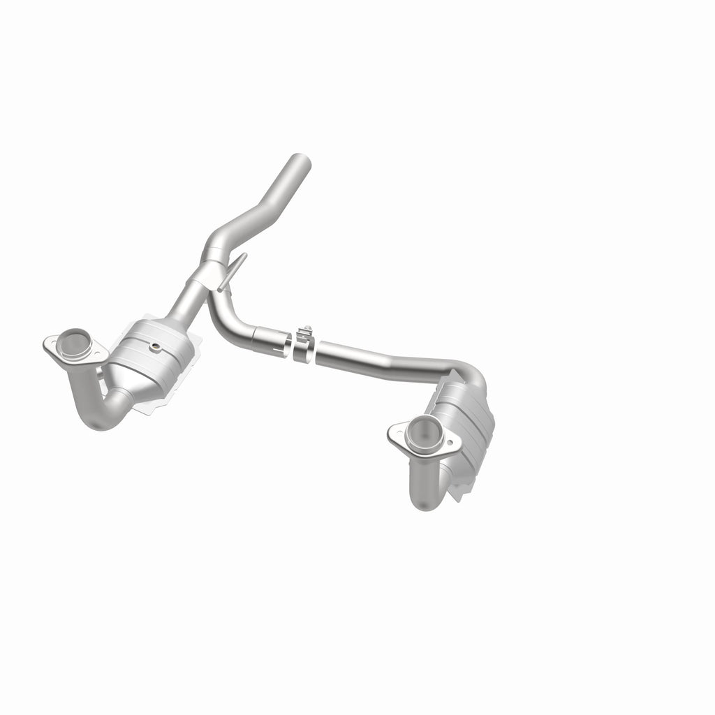 MagnaFlow Exhaust Products 49187 OEM Grade Direct-Fit Catalytic Converter for Select Dodge Nitro, Jeep Liberty