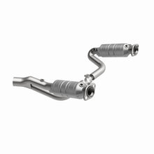 Load image into Gallery viewer, MagnaFlow Exhaust Products 24398 HM Grade Direct-Fit Catalytic Converter for Select Dodge Dakota, Mitsubishi Raider