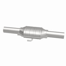 Load image into Gallery viewer, MagnaFlow Exhaust Products 3322223 California CARB Direct-Fit Catalytic Converter for Select Buick LeSabre, Buick Park Avenue, Buick Reatta, Buick Riviera, Cadillac Commercial Chassis, Cadillac DeVille, Cadillac Fleetwood, Oldsmobile 88, Oldsmobile 98,