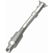 Load image into Gallery viewer, MagnaFlow Exhaust Products 4551018 California CARB Direct-Fit Catalytic Converter for Select Chrysler Pacifica