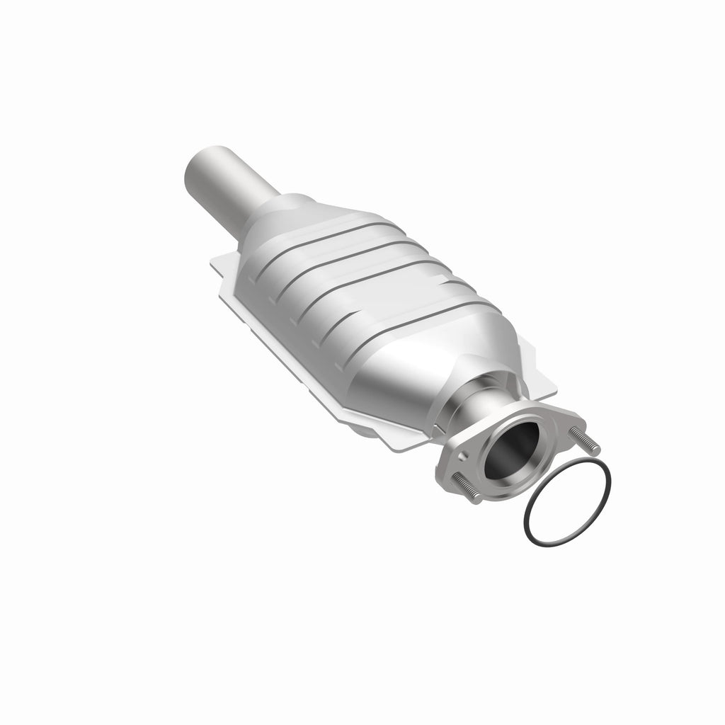 MagnaFlow Exhaust Products 51793 OEM Grade Direct-Fit Catalytic Converter for Select Ford Fusion, Lincoln MKZ, Mercury Milan