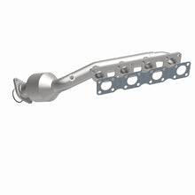 Load image into Gallery viewer, MagnaFlow Exhaust Products 52424 OEM Grade Manifold Catalytic Converter for Select INFINITI M45, INFINITI Q45
