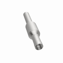 Load image into Gallery viewer, MagnaFlow Exhaust Products 3391477 California CARB Direct-Fit Catalytic Converter for Select Chevrolet C2500, Chevrolet C2500 Suburban, Chevrolet C3500, Chevrolet K2500, Chevrolet K2500 Suburban, Chevrolet K3500, Chevrolet P30, Chevrolet R20 Suburban,