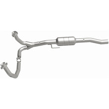 Load image into Gallery viewer, MagnaFlow Exhaust Products 93216 HM Grade Direct-Fit Catalytic Converter for Select Dodge Durango