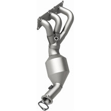 Load image into Gallery viewer, MagnaFlow Exhaust Products 50441 HM Grade Manifold Catalytic Converter for Select BMW 525i, BMW 525xi, BMW 530i, BMW 530xi