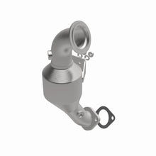 Load image into Gallery viewer, MagnaFlow Exhaust Products 5551837 California CARB Direct-Fit Catalytic Converter for Select Ford Edge, Ford Explorer
