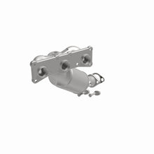 Load image into Gallery viewer, MagnaFlow Exhaust Products 5631763 California CARB Manifold Catalytic Converter for Select BMW 128i, BMW 328i, BMW 328i xDrive, BMW 328xi