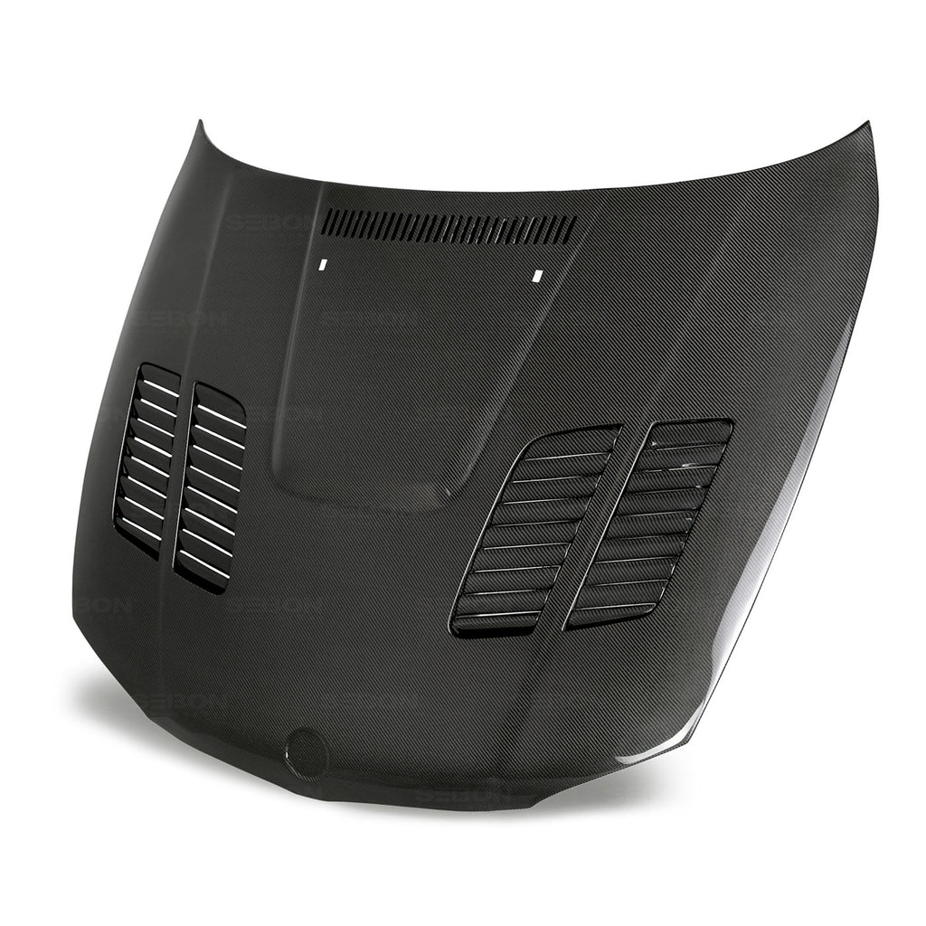 08-11-Bmw-1-Series-(E81E82)-2DrHb-Gtr-Style-Carbon-Fiber-Hood