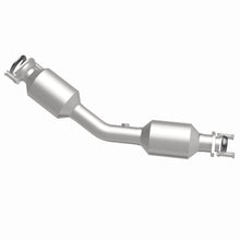 Load image into Gallery viewer, MagnaFlow Exhaust Products 6511753 California CARB Direct-Fit Catalytic Converter for Select Nissan Versa, Nissan Versa Note