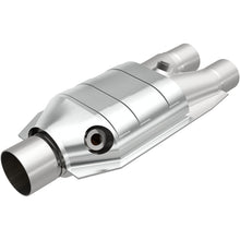 Load image into Gallery viewer, MagnaFlow Exhaust Products 51667 OEM Grade Universal Catalytic Converter for Select Dodge Ram 1500, Dodge Ram 2500, Dodge Ram