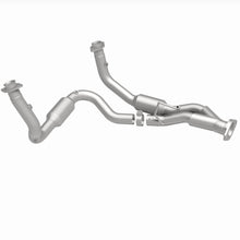Load image into Gallery viewer, MagnaFlow Exhaust Products 4651686 California CARB Direct-Fit Catalytic Converter for Select Jeep Grand Cherokee