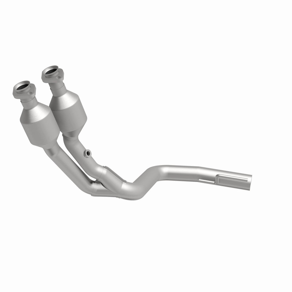 MagnaFlow Exhaust Products 24997 HM Grade Direct-Fit Catalytic Converter for Select Jeep Cherokee
