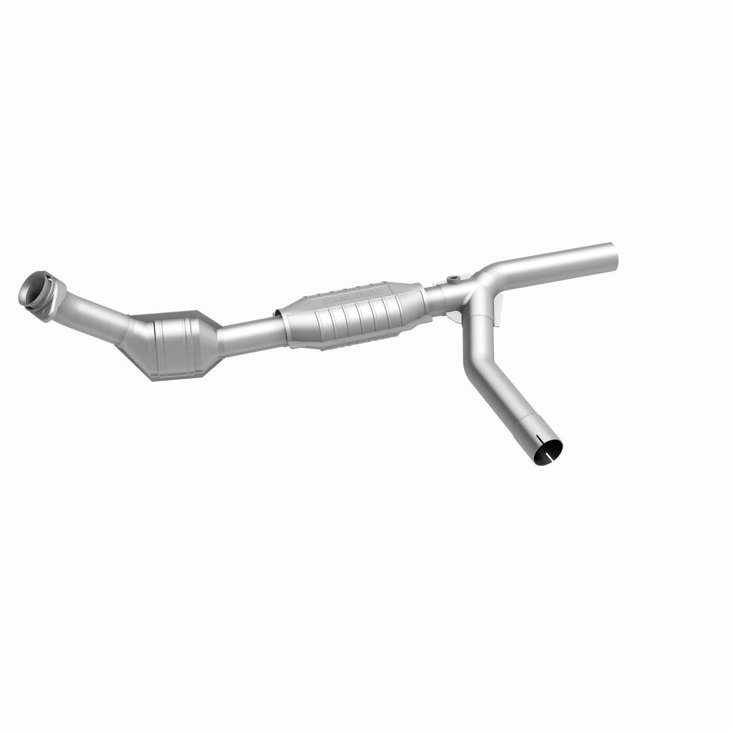 MagnaFlow Exhaust Products 447110 California CARB Direct-Fit Catalytic Converter for Select Ford E-150 Econoline, Ford E-150 Econoline Club Wagon