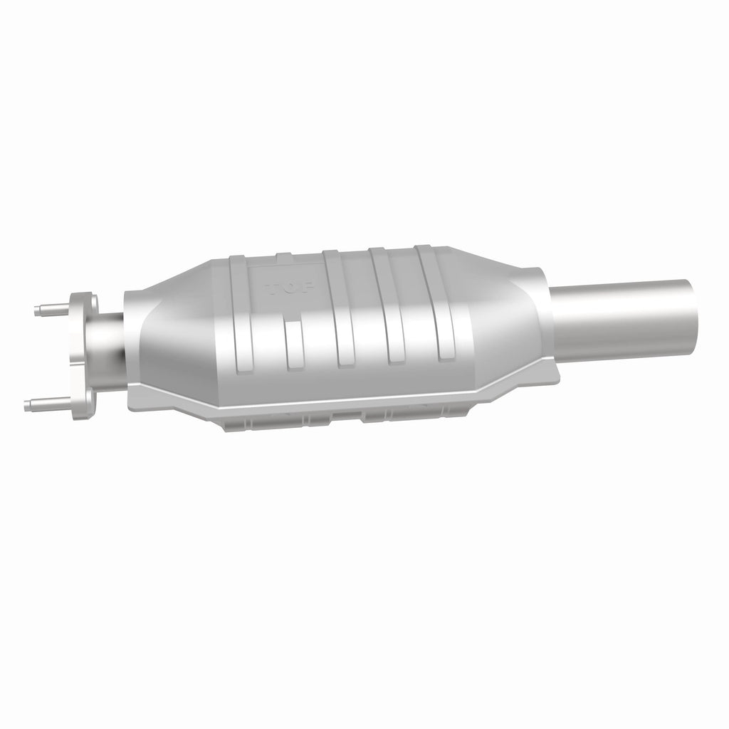 MagnaFlow Exhaust Products 49981 OEM Grade Direct-Fit Catalytic Converter for Select Ford Fusion, Lincoln Zephyr, Mercury Milan