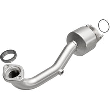 Load image into Gallery viewer, MagnaFlow Exhaust Products 21-979 OEM Grade Direct-Fit Catalytic Converter for Select Honda HR-V