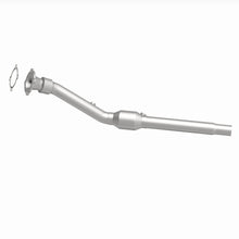 Load image into Gallery viewer, MagnaFlow Exhaust Products 16426 Metallic Grade Direct-Fit Catalytic Converter for Select Volkswagen Beetle, Volkswagen Golf, Volkswagen Jetta