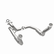 Load image into Gallery viewer, MagnaFlow Exhaust Products 5551297 California CARB Direct-Fit Catalytic Converter for Select Ford F-250 Super Duty, Ford F-350 Super Duty