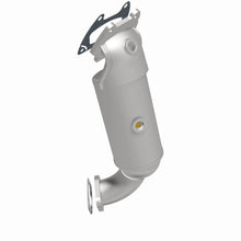 Load image into Gallery viewer, MagnaFlow Exhaust Products 5551227 California CARB Manifold Catalytic Converter for Select Chrysler Town &amp; Country, Dodge Grand Caravan, Dodge Journey, Ram C/V, Volkswagen Routan