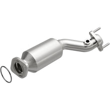 Load image into Gallery viewer, MagnaFlow Exhaust Products 21-916 OEM Grade Direct-Fit Catalytic Converter for Select Ford Five Hundred, Ford Freestyle, Mercury Montego