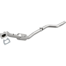 Load image into Gallery viewer, MagnaFlow Exhaust Products 6561141 California CARB Direct-Fit Catalytic Converter for Select Chrysler 300, Dodge Challenger, Dodge Charger