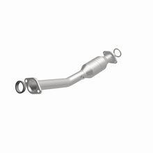 Load image into Gallery viewer, MagnaFlow Exhaust Products 557457 California CARB Direct-Fit Catalytic Converter for Select Nissan Juke