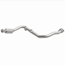 Load image into Gallery viewer, MagnaFlow Exhaust Products 4651719 California CARB Direct-Fit Catalytic Converter for Select Land Rover LR3, Land Rover Range Rover Sport