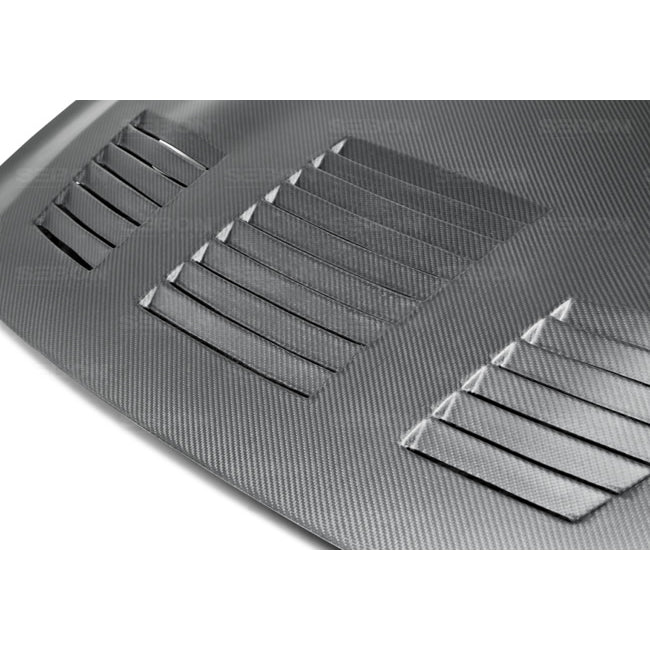09-10-Nissan-Gtr-R35-Gt-Dry-Carbon-Fiber-Hood