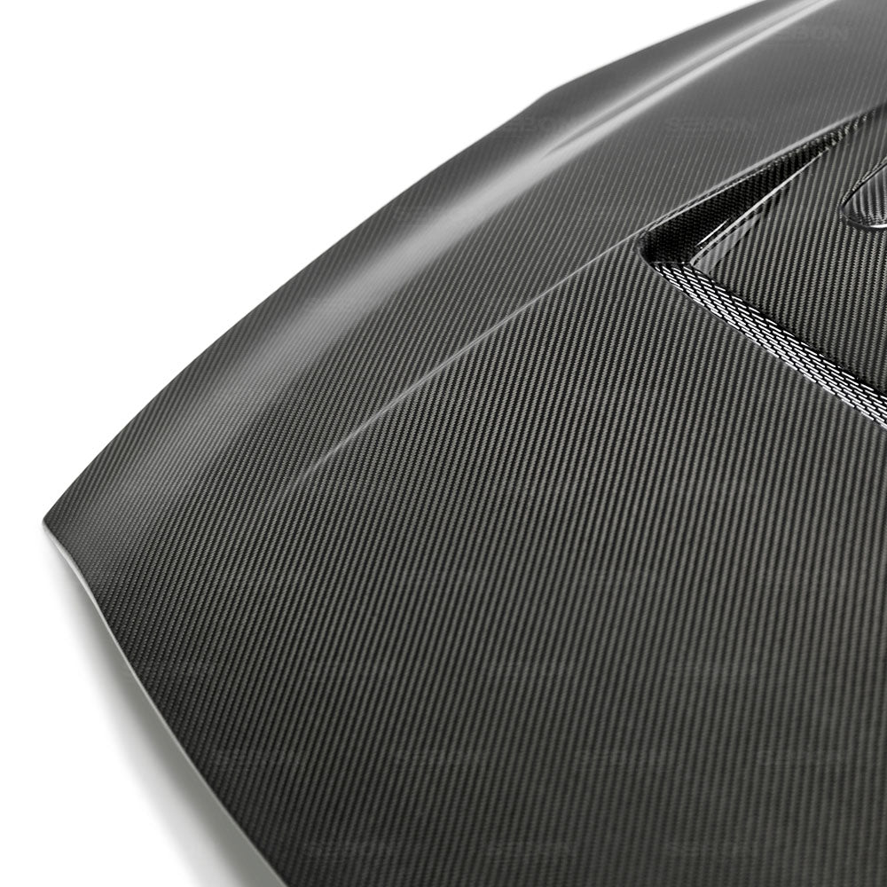 09-12-Nissan-Gtr-R35-Dv-Style-Carbon-Fiber-Hood