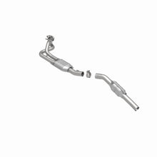 Load image into Gallery viewer, MagnaFlow Exhaust Products 447254 California CARB Direct-Fit Catalytic Converter for Select Ford E-150 Econoline, Ford E-350 Econoline