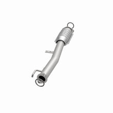 Load image into Gallery viewer, MagnaFlow Exhaust Products 93134 HM Grade Direct-Fit Catalytic Converter for Select Toyota RAV4