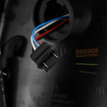 Load image into Gallery viewer, 0918-Ram-1500(1921-Classic)1018-Ram-25003500-Proseries-Led-Tail-Lights-Red-Smoke