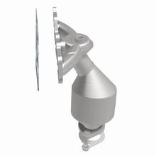 Load image into Gallery viewer, MagnaFlow Exhaust Products 51685 OEM Grade Manifold Catalytic Converter for Select Hyundai Azera, Hyundai Entourage, Hyundai Sonata, Kia Sedona