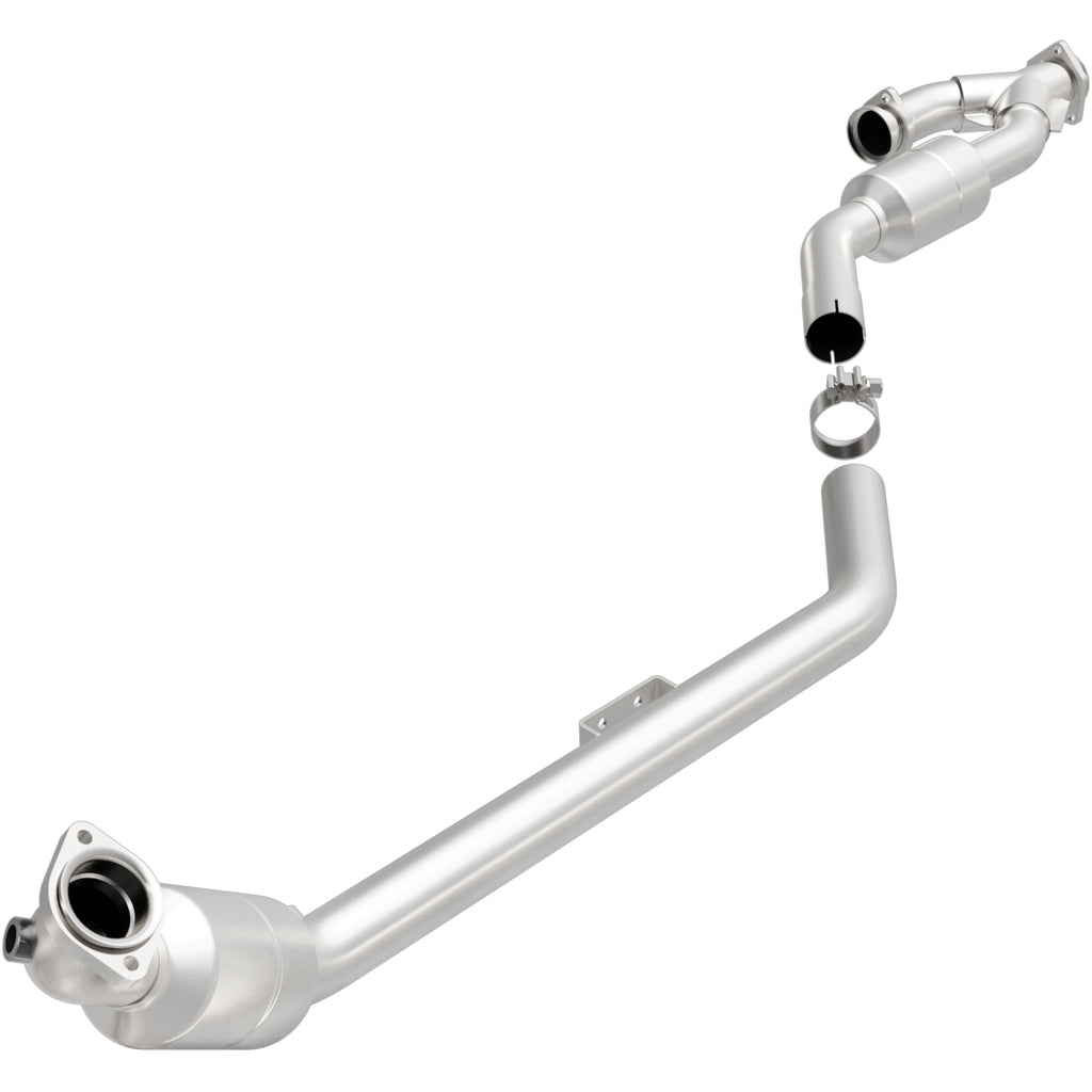 MagnaFlow Exhaust Products 49805 OEM Grade Direct-Fit Catalytic Converter for Select Mercedes-Benz C240, Mercedes-Benz C32 AMG, Mercedes-Benz C320