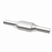 Load image into Gallery viewer, MagnaFlow Exhaust Products 3322223 California CARB Direct-Fit Catalytic Converter for Select Buick LeSabre, Buick Park Avenue, Buick Reatta, Buick Riviera, Cadillac Commercial Chassis, Cadillac DeVille, Cadillac Fleetwood, Oldsmobile 88, Oldsmobile 98,