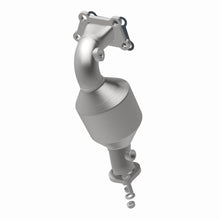 Load image into Gallery viewer, MagnaFlow Exhaust Products 5582189 California CARB Manifold Catalytic Converter for Select Chevrolet Equinox, GMC Terrain