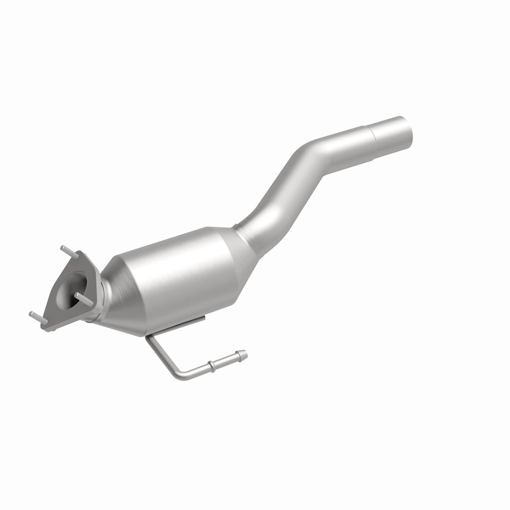MagnaFlow Exhaust Products 24185 HM Grade Direct-Fit Catalytic Converter for Select Volkswagen Touareg