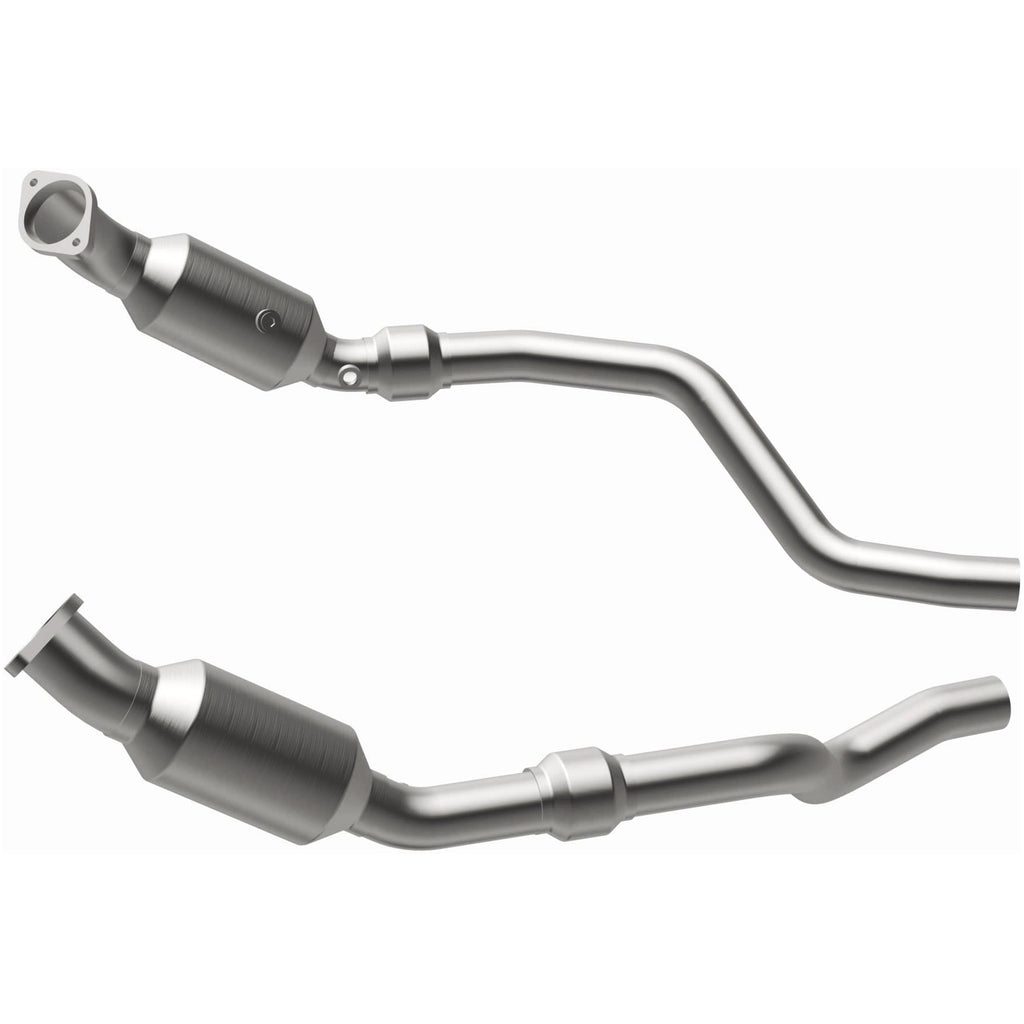 MagnaFlow Exhaust Products 16421 OEM Grade Direct-Fit Catalytic Converter for Select Chrysler 300, Dodge Challenger, Dodge Charger, Dodge Magnum