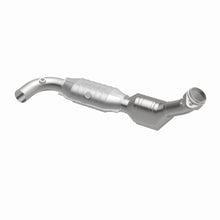 Load image into Gallery viewer, MagnaFlow Exhaust Products 447177 California CARB Direct-Fit Catalytic Converter for Select Ford E-150 Econoline, Ford E-150 Econoline Club Wagon, Ford Expedition, Ford F-150, Ford F-250