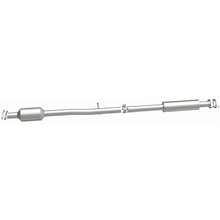 Load image into Gallery viewer, MagnaFlow Exhaust Products 5571815 California CARB Direct-Fit Catalytic Converter for Select Hyundai Tucson
