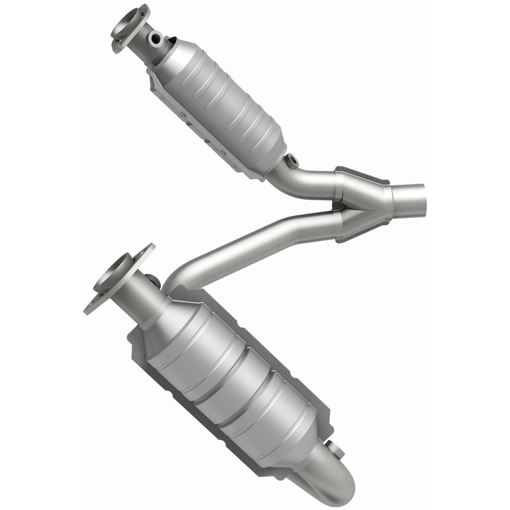 MagnaFlow Exhaust Products 49462 OEM Grade Direct-Fit Catalytic Converter for Select Dodge Dakota, Mitsubishi Raider