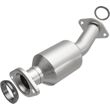 Load image into Gallery viewer, MagnaFlow Exhaust Products 5592557 California CARB Direct-Fit Catalytic Converter for Select Toyota Sienna