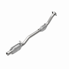 Load image into Gallery viewer, MagnaFlow Exhaust Products 51819 OEM Grade Direct-Fit Catalytic Converter for Select Ford Explorer, Mercury Mountaineer