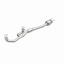 Load image into Gallery viewer, MagnaFlow Exhaust Products 52756 OEM Grade Direct-Fit Catalytic Converter for Select Acura MDX, Honda Passport, Honda Pilot, Honda Ridgeline