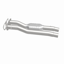 Load image into Gallery viewer, MagnaFlow Exhaust Products 4451471 California CARB Direct-Fit Catalytic Converter for Select Chevrolet C2500, Chevrolet C2500 Suburban, Chevrolet C3500, Chevrolet K2500, Chevrolet K2500 Suburban, Chevrolet K3500, GMC C2500, GMC C2500 Suburban, GMC C3500,