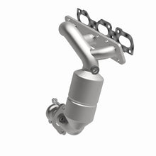Load image into Gallery viewer, MagnaFlow Exhaust Products 452367 California CARB Manifold Catalytic Converter for Select Ford Escape, Mazda Tribute, Mercury Mariner