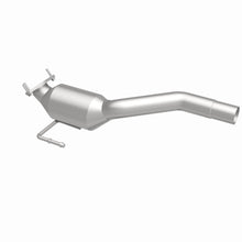 Load image into Gallery viewer, MagnaFlow Exhaust Products 24185 HM Grade Direct-Fit Catalytic Converter for Select Volkswagen Touareg
