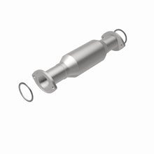 Load image into Gallery viewer, MagnaFlow Exhaust Products 4481609 California CARB Direct-Fit Catalytic Converter for Select Toyota Tacoma