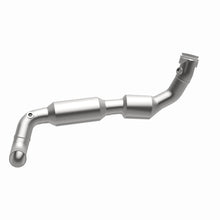 Load image into Gallery viewer, MagnaFlow Exhaust Products 4583090 California CARB Direct-Fit Catalytic Converter for Select Ford F-150