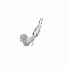Load image into Gallery viewer, MagnaFlow Exhaust Products 5461464 California CARB Direct-Fit Catalytic Converter for Select Volkswagen Jetta