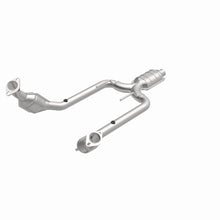 Load image into Gallery viewer, MagnaFlow Exhaust Products 441111 California CARB Direct-Fit Catalytic Converter for Select Ford Thunderbird, Mercury Cougar